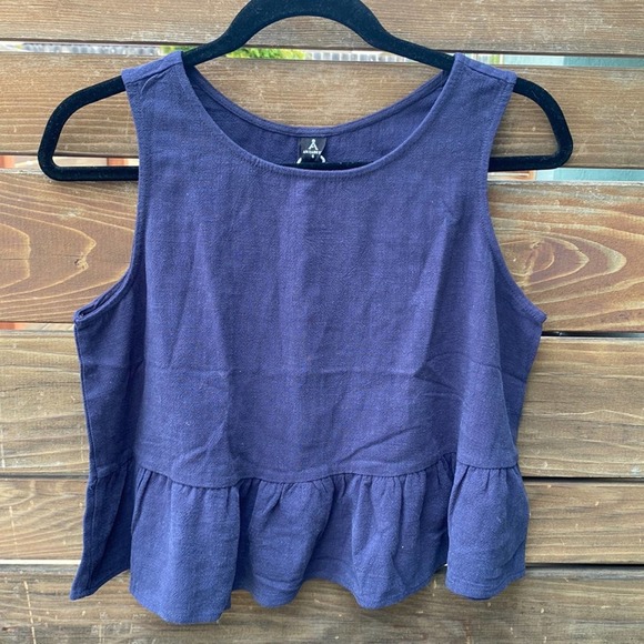 Anrabess Cropped Button Back Tank - S - Picture 3 of 5